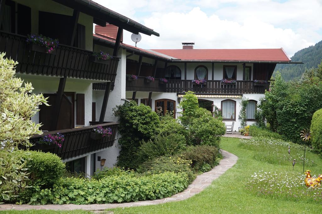 אוברסטדורף Hotel Garni Liberia מראה חיצוני תמונה