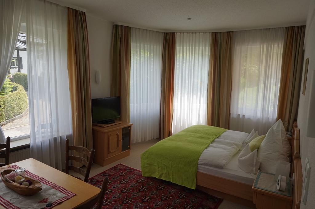 אוברסטדורף Hotel Garni Liberia מראה חיצוני תמונה
