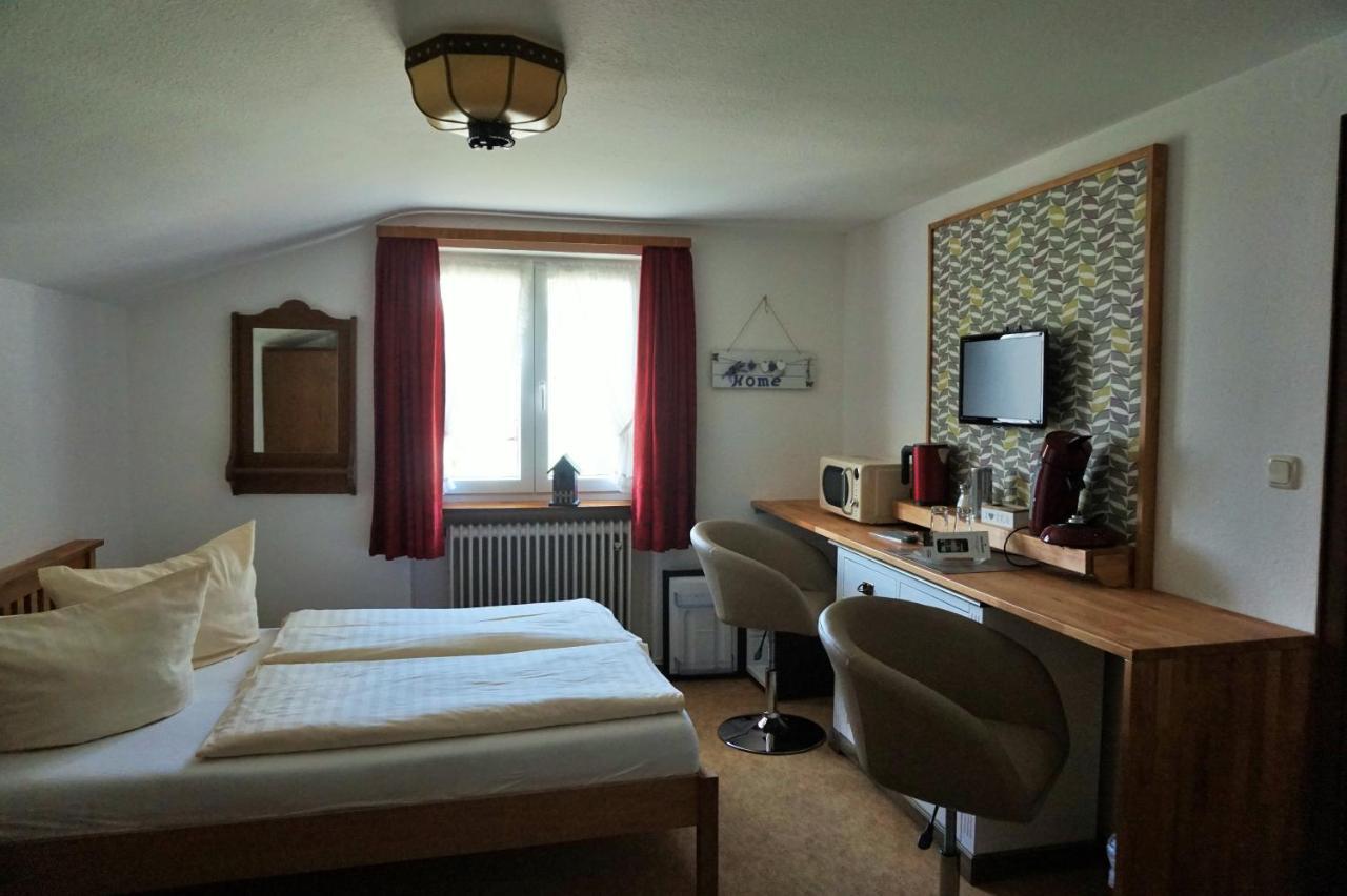אוברסטדורף Hotel Garni Liberia מראה חיצוני תמונה