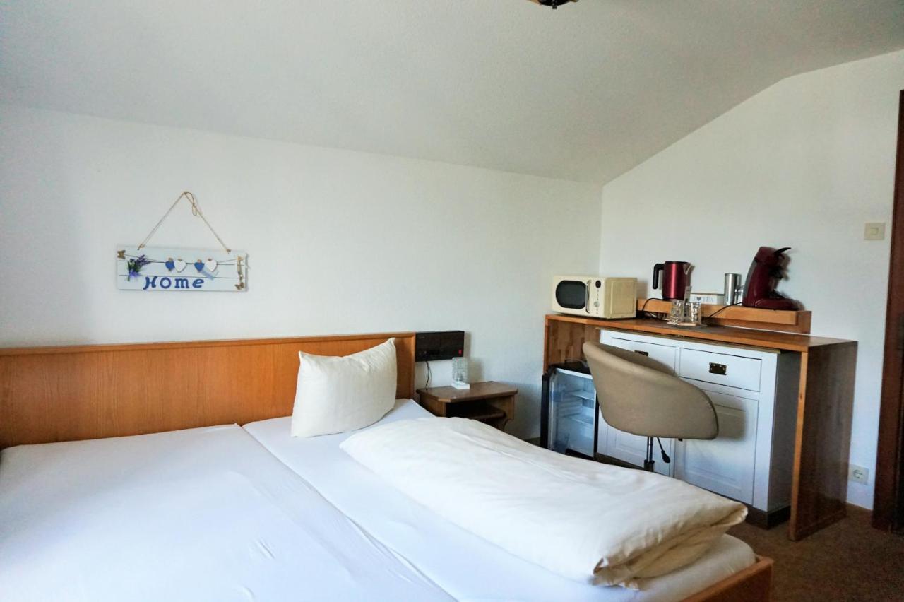 אוברסטדורף Hotel Garni Liberia מראה חיצוני תמונה