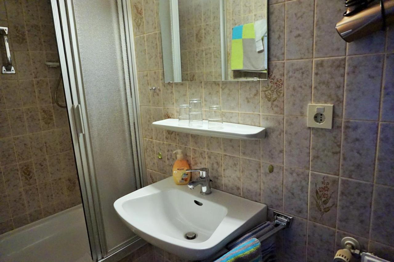 אוברסטדורף Hotel Garni Liberia מראה חיצוני תמונה
