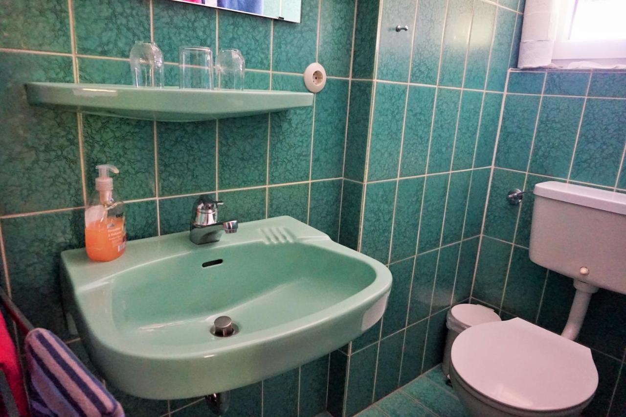 אוברסטדורף Hotel Garni Liberia מראה חיצוני תמונה